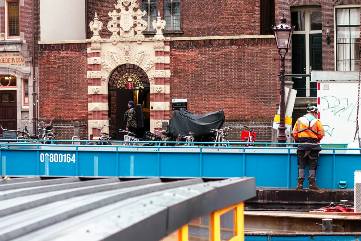 Plat Dak Isoleren Utrecht: PIR, PUR of Minerale Wol?