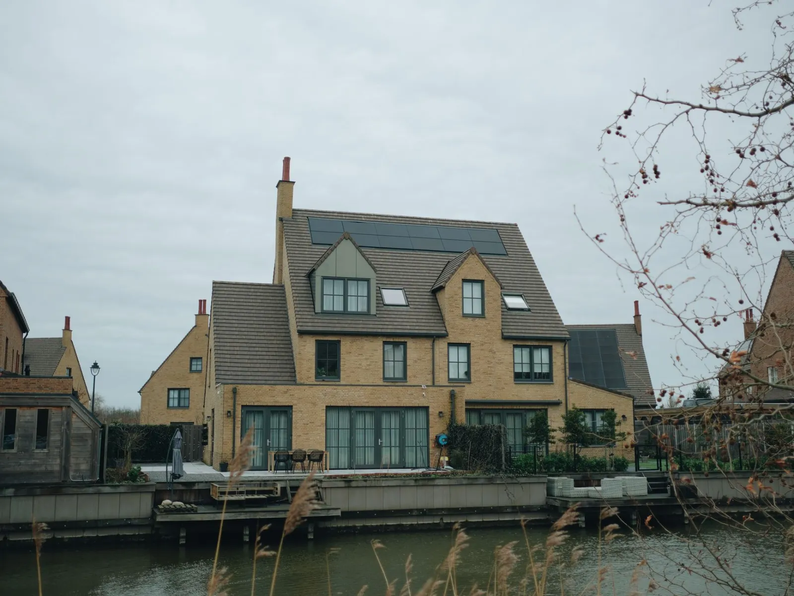 Zonnepanelen Financieren Utrecht: Lening & Rente 2026
